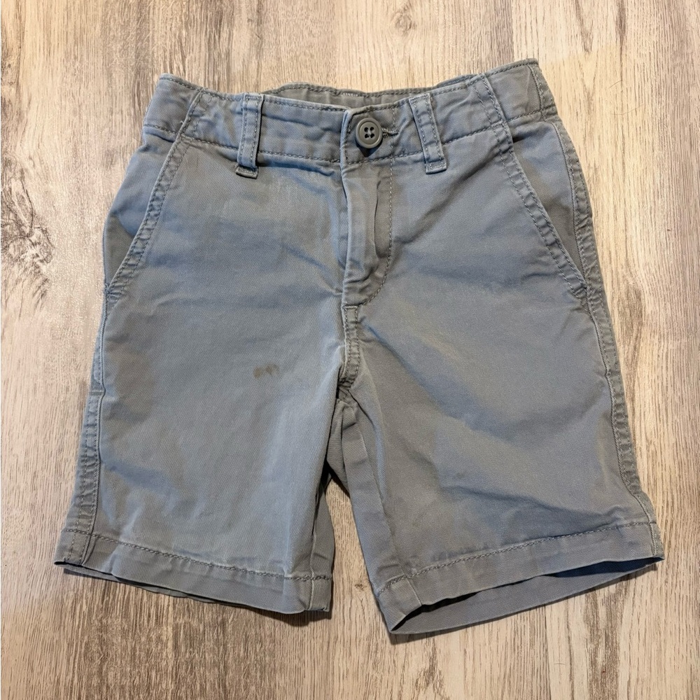 Boys size 6 Shorts